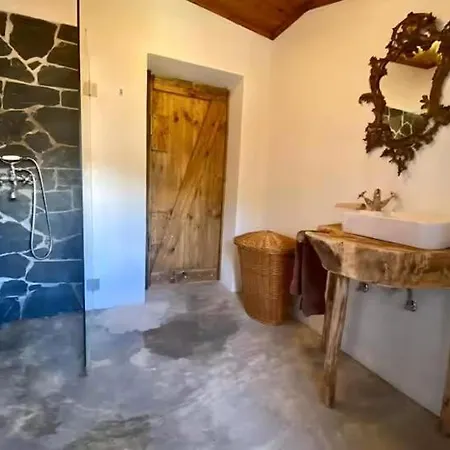 Casa Do Baloico Em Porto De Vacas Aldeias De Xisto Nyaraló