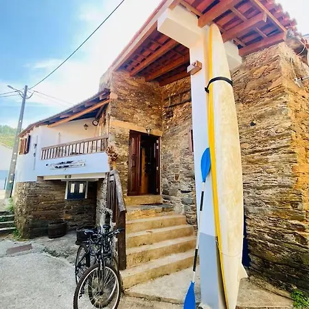 Casa Do Baloico Em Porto De Vacas Aldeias De Xisto * Janeiro de Baixo